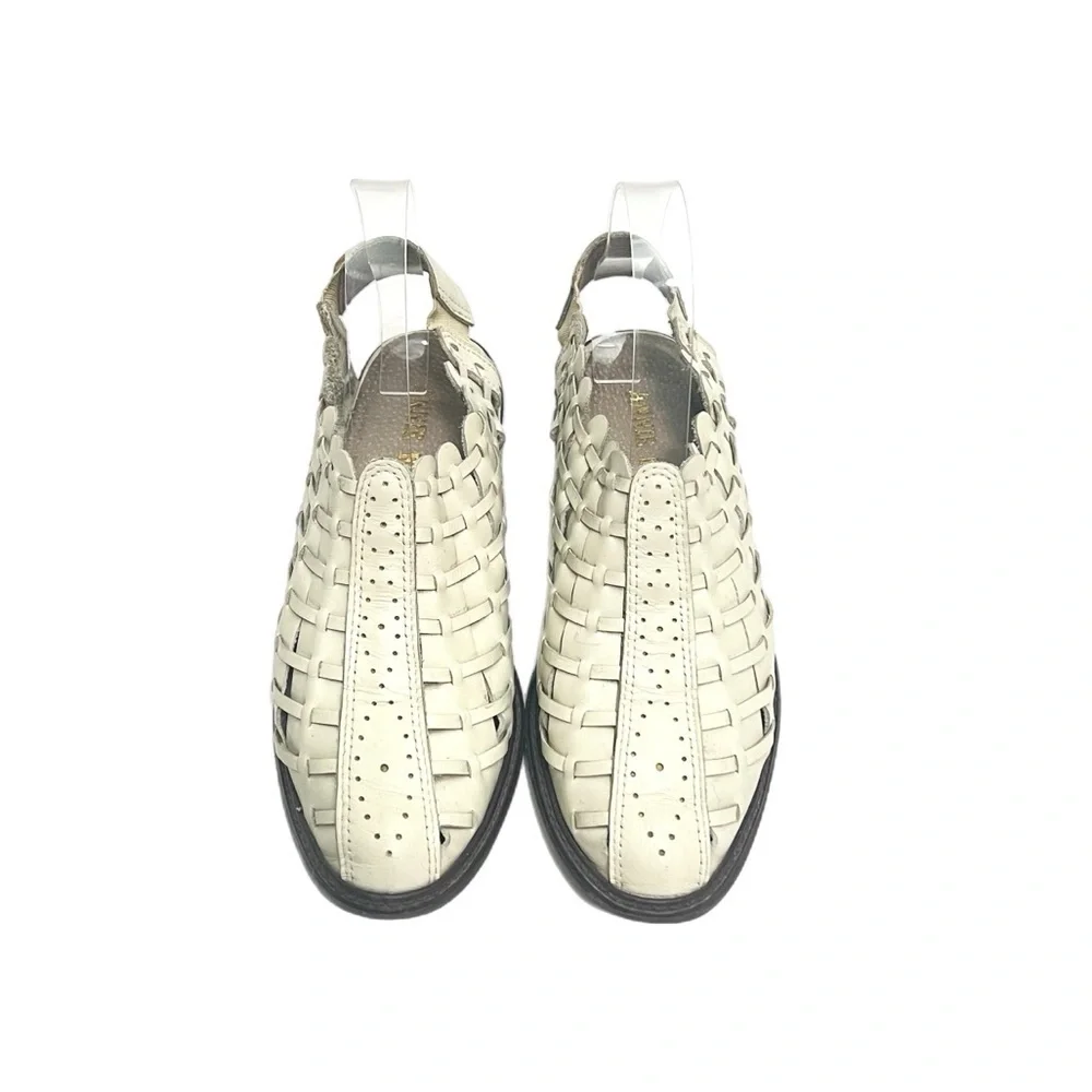 Vintage 1980s white leather woven heeled slingback sandals